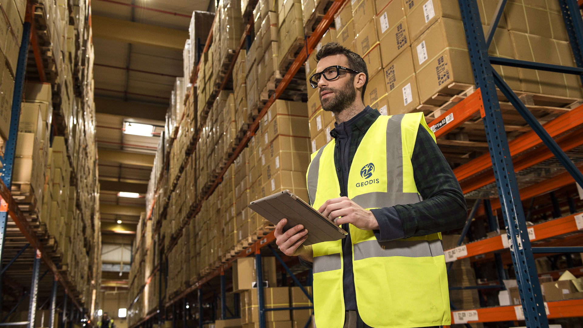 Worker wearing Bollé Safety glasses